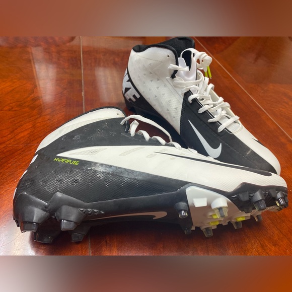 Nike Hyperfuse Vapor Elite Football Cleats Shoe 13 - Picture 3 of 7